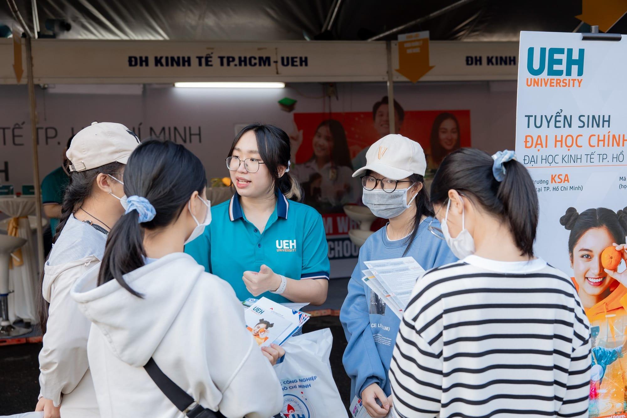 Các thông tin tuyển sinh mới nhất của Đại Học Kinh Tế TPHCM