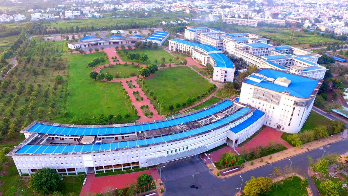 Trường Đại học An Giang, Đại học Quốc gia TP HCM