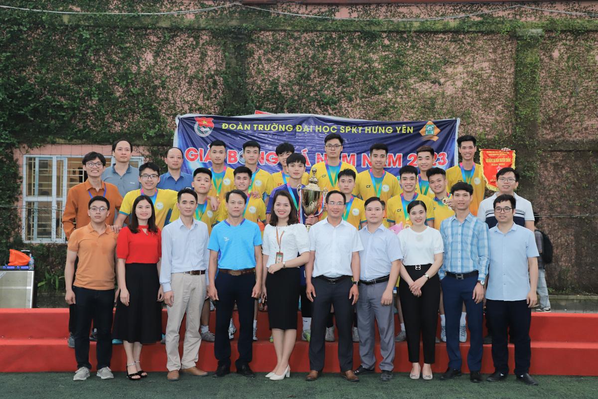 Trường Đại học Sư phạm Kỹ thuật Hưng Yên