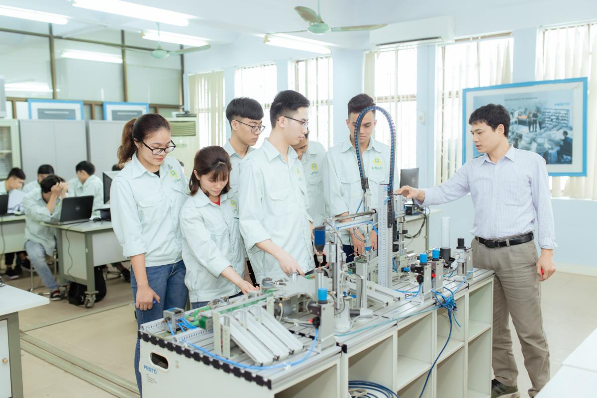 Trường Đại học Sư phạm Kỹ thuật Hưng Yên