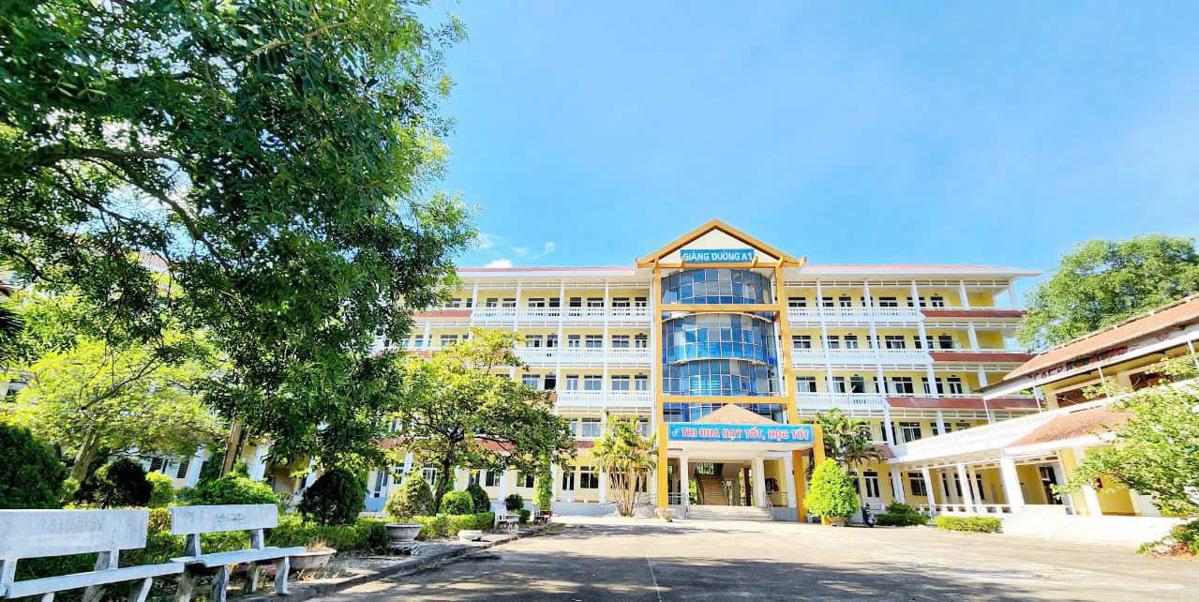 Đại Học Quảng Bình