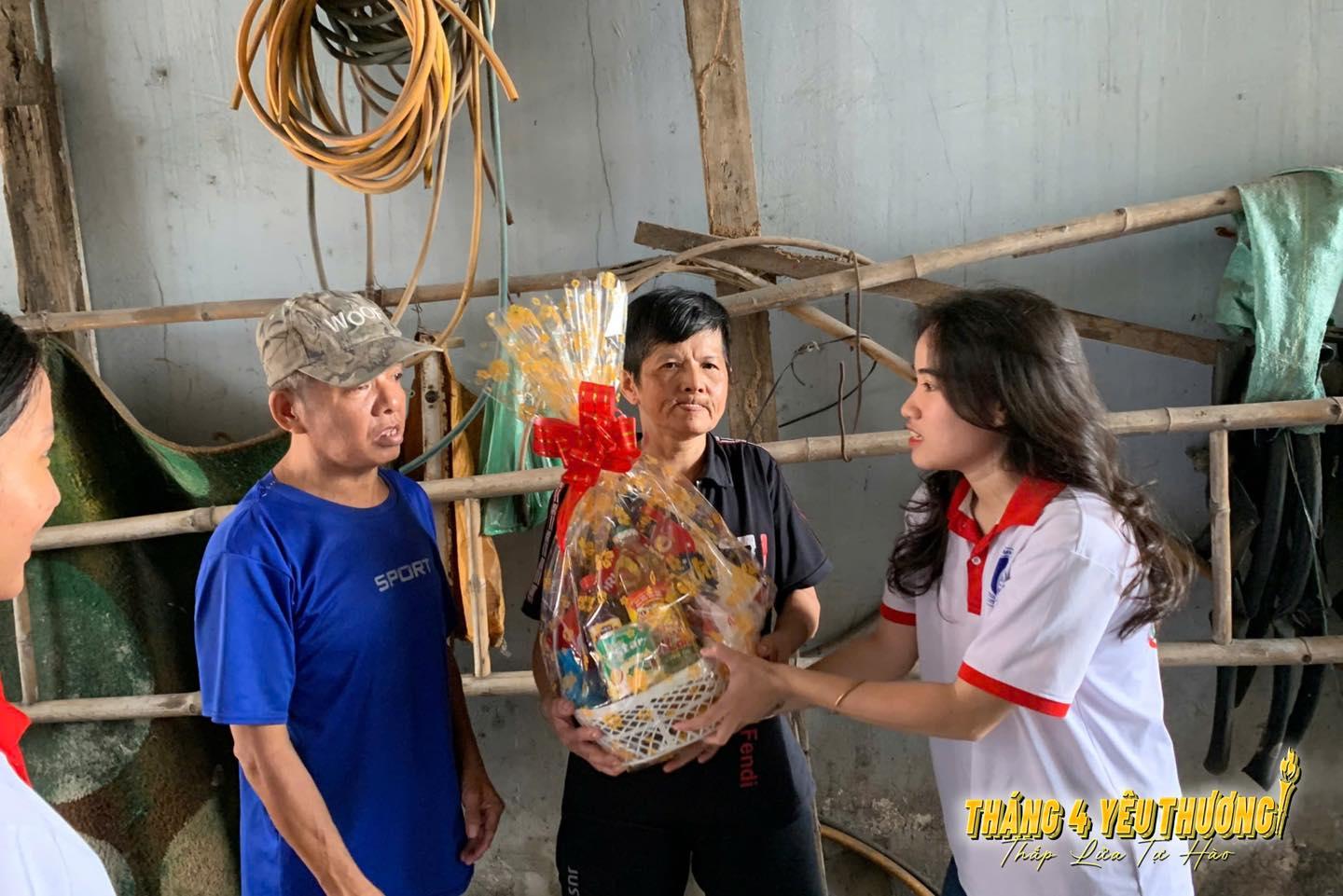 Hình ảnh hoạt động của CLB Lớp Truyền thông Văn hóa 12.1 (trường Đại học Văn hóa TP. Hồ Chí Minh) với URL: https://edus3.leaderbook.com/prod/upload/img/69463f0b921c6a005475f46c-490888159_122234258510069958_7525450380407575948_n.jpg