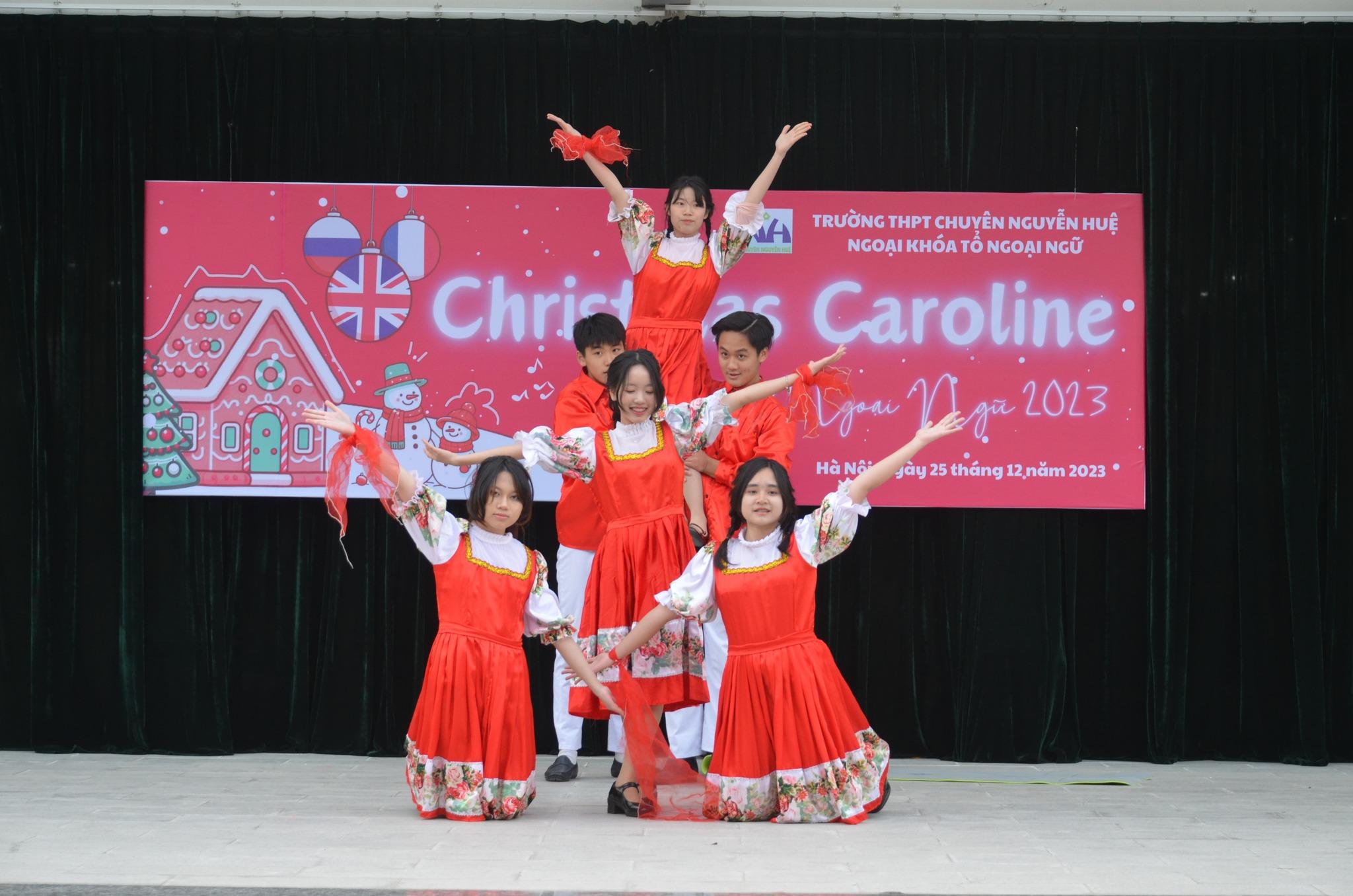 Hình ảnh của Christmas Caroline